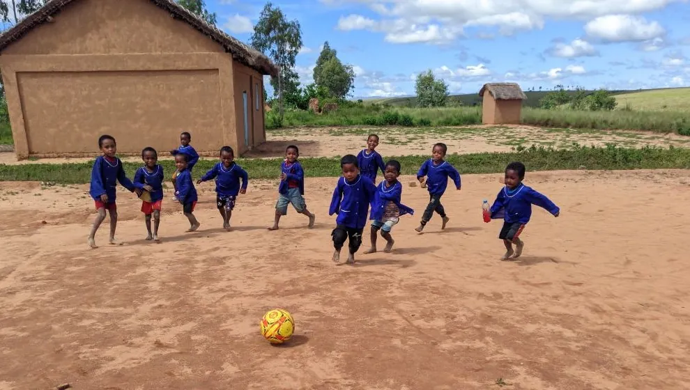 Sur le terrain avec 3 P’tits Sourires à Madagascar (2023)