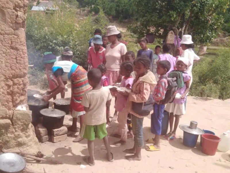 Sur le terrain avec 3 P’tits Sourires à Madagascar (2024)